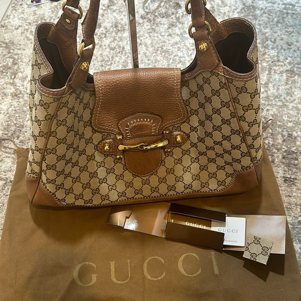 Vintage Gucci New Pelham Large Shoulder Bag w/ Gold Hardware